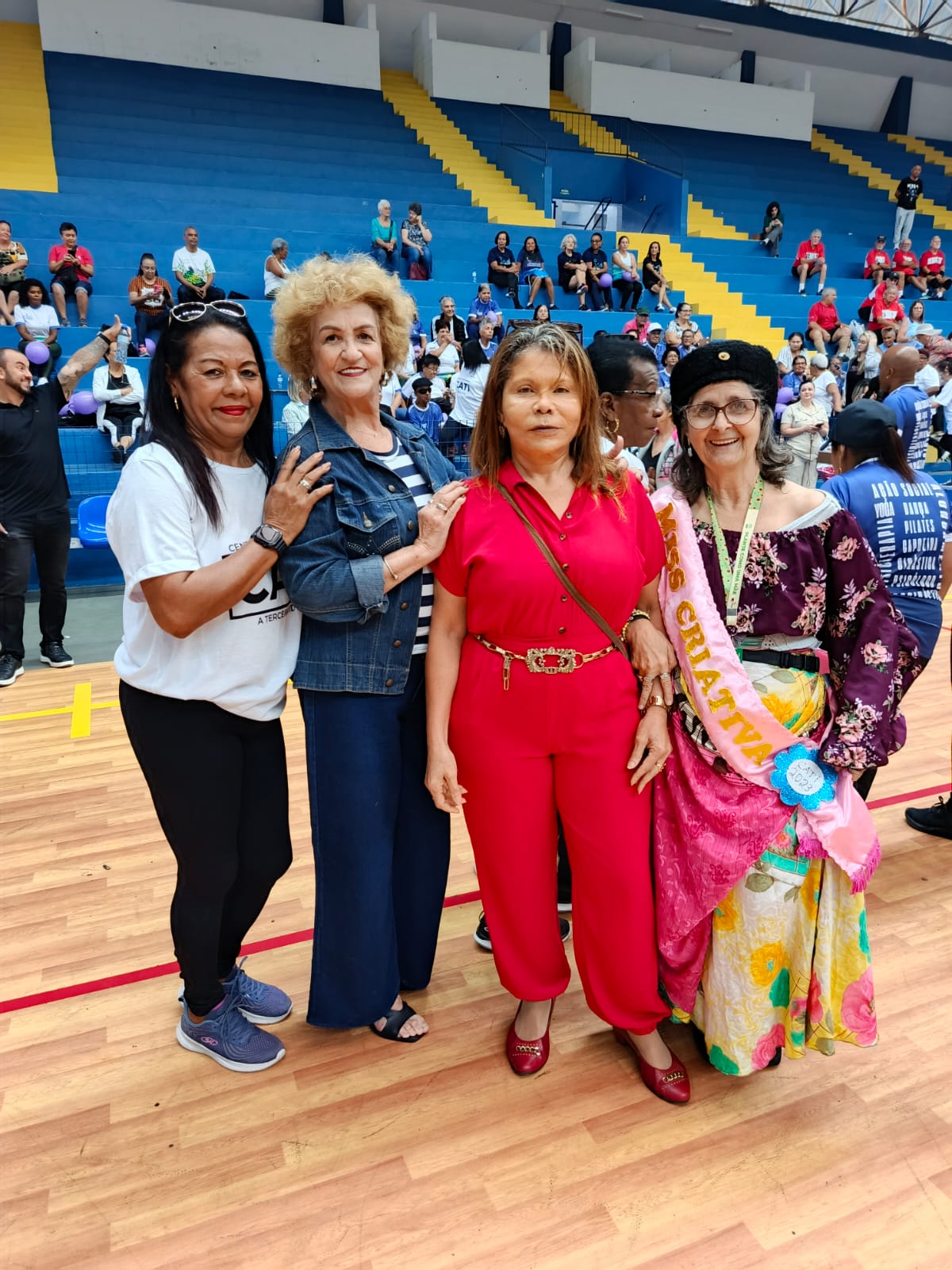 Escola de Moda - Foto 6